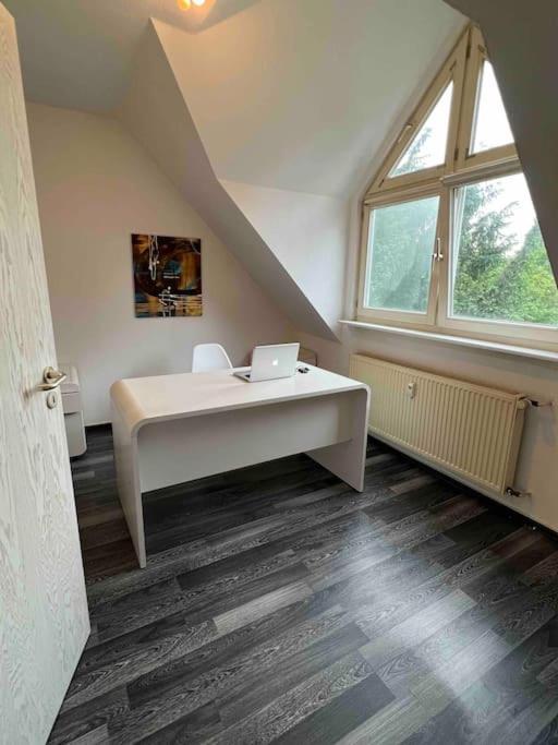 Helle Maisonnette Wohnung Penthouse Recklinghausen Esterno foto