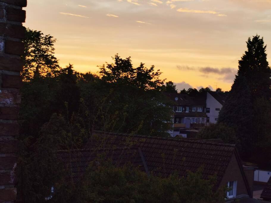 Helle Maisonnette Wohnung Penthouse Recklinghausen Esterno foto
